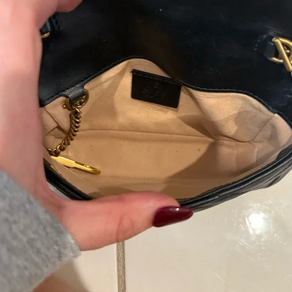 Gucci Black Mini Quilted Crossbody Bag with Gold Chain - Picture 3 of 3